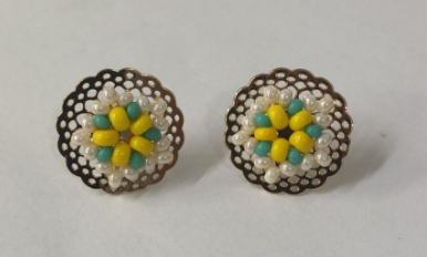ARETES FLORALES CHAQUIRA